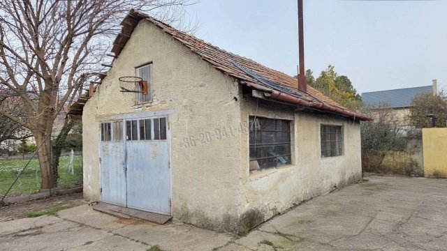 Eladó családi ház, Dunaharasztin 64.9 M Ft, 3 szobás