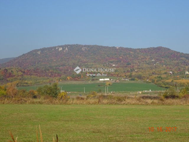 Eladó családi ház, Pomázon 199.9 M Ft, 5 szobás