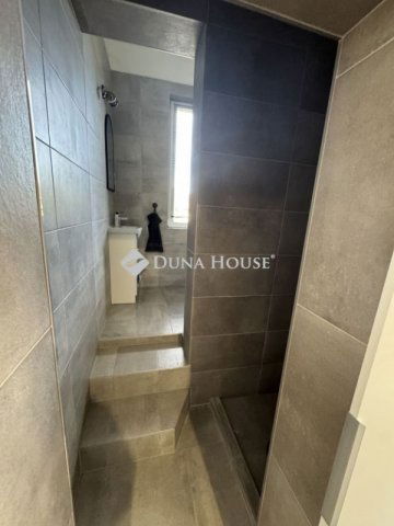 Eladó téglalakás, Budapesten, XV. kerületben 55 M Ft, 2 szobás