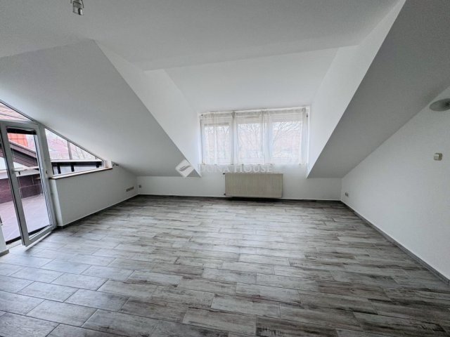 Eladó téglalakás, Pécsett, Páfrány utcában 69.9 M Ft