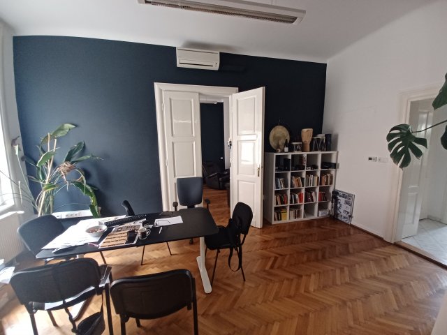 Eladó iroda, Győrött, Árpád úton 95 M Ft, 4 szobás