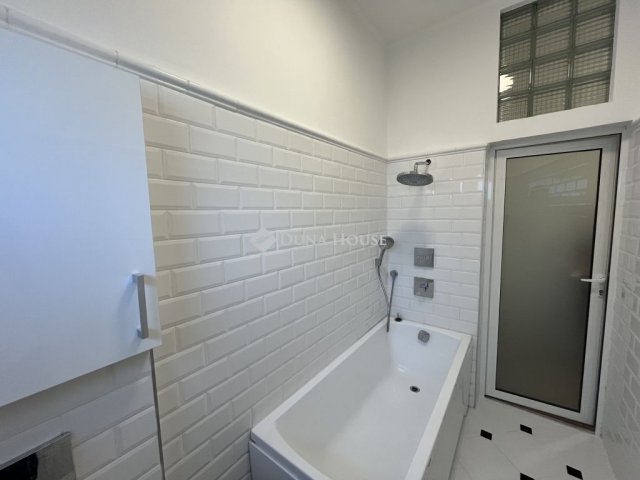 Eladó téglalakás, Budapesten, X. kerületben 99 M Ft, 3 szobás