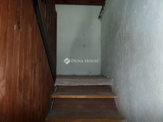 Eladó családi ház, Mánfán 30 M Ft, 3 szobás