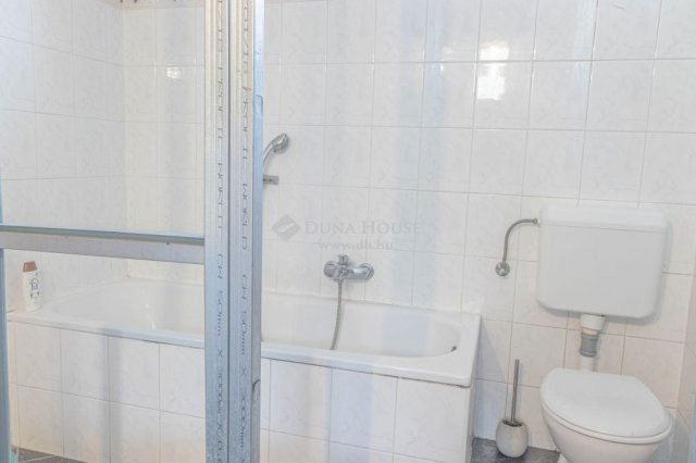 Eladó családi ház, Budapesten, XX. kerületben 117.9 M Ft