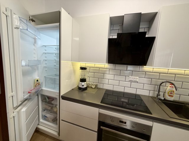 Eladó téglalakás, Debrecenben 99.9 M Ft, 2+1 szobás