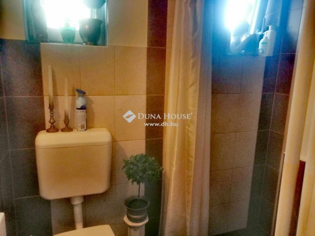 Eladó ikerház, Vasváron 70 M Ft, 4+1 szobás