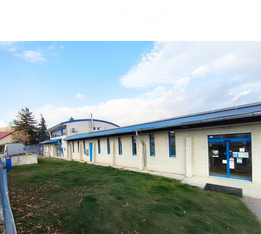 Kiadó üzlethelyiség, Budaörsön, Sport utcában 4688 E Ft / hó