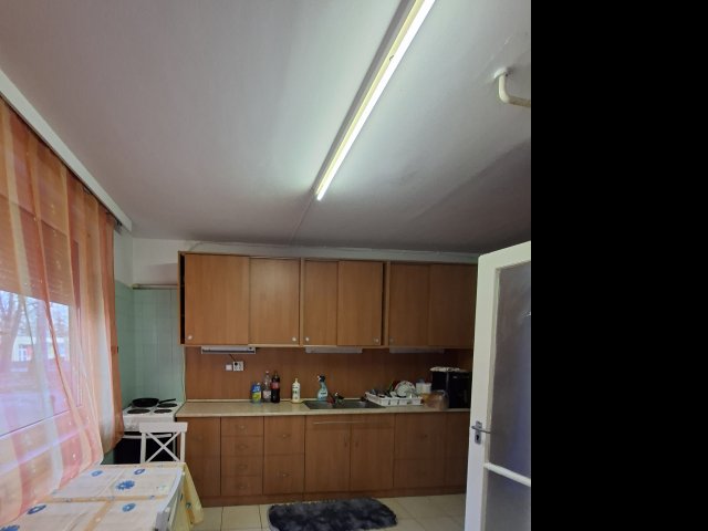 Eladó panellakás, Debrecenben, Görgey utcában 56.3 M Ft