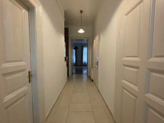 Kiadó téglalakás, albérlet, VI. kerületben, Weiner Leó utcában