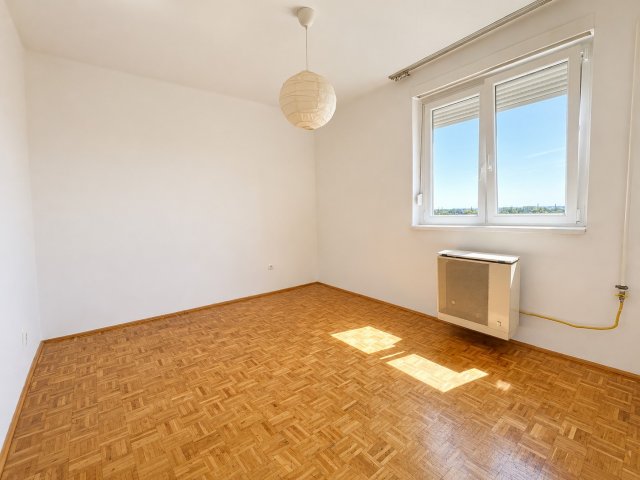 Eladó téglalakás, Debrecenben, Erzsébet utcában 53.9 M Ft