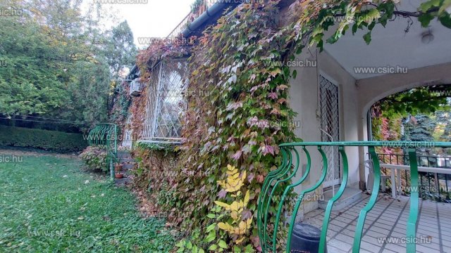 Eladó családi ház, Budapesten, XII. kerületben 439.99 M Ft