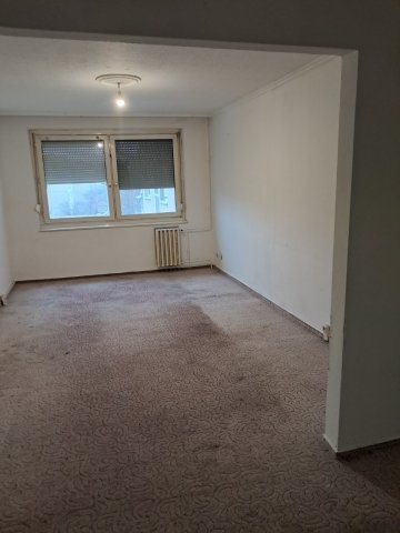 Eladó panellakás, Dorogon, Schlattner Jenő utcában 44.5 M Ft
