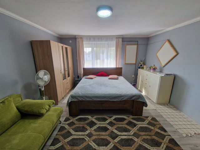 Eladó családi ház, Érsekcsanádon 28.9 M Ft, 2 szobás