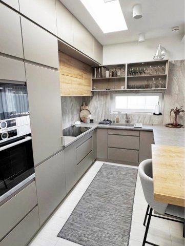 Eladó családi ház, Székesfehérvárott 169 M Ft, 5 szobás