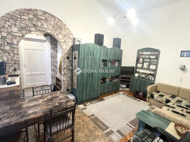 Eladó téglalakás, Budapesten, IX. kerületben 84 M Ft, 3 szobás