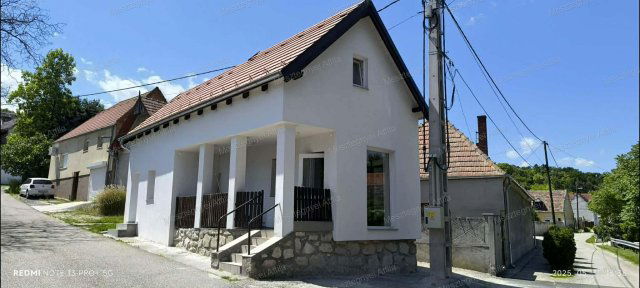 Kiadó üzlethelyiség, Fertőrákoson 250 E Ft / hó, 2 szobás