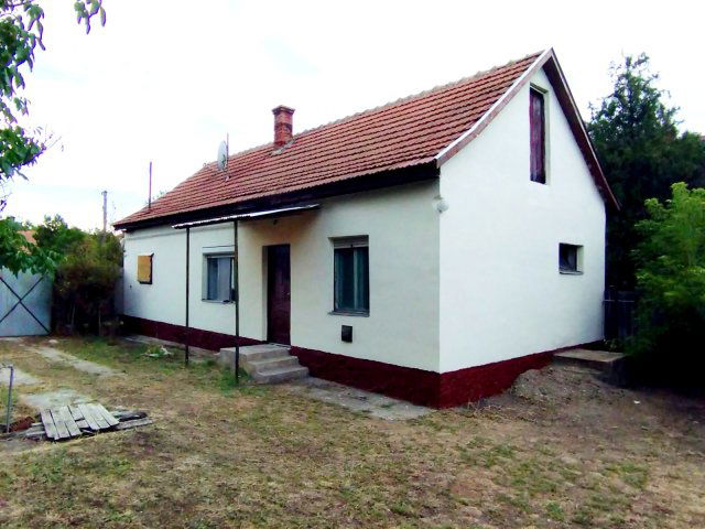 Eladó családi ház, Soltszentimrén 14.9 M Ft, 1 szobás