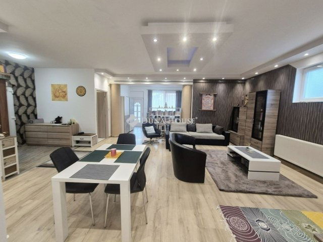 Eladó családi ház, Hernádon 119 M Ft, 9 szobás