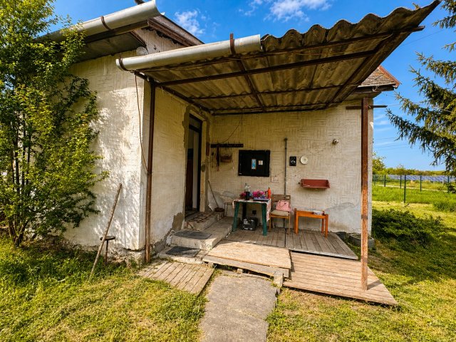 Eladó családi ház, Ráckevén 42.5 M Ft, 1 szobás