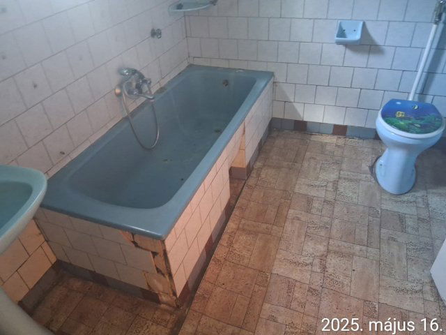 Eladó családi ház, Igricin 5.4 M Ft, 2 szobás