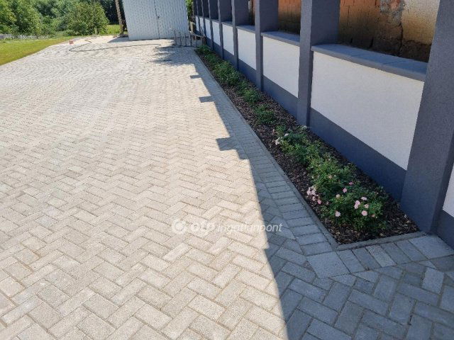 Eladó családi ház, Nyíregyházán 112 M Ft, 3 szobás