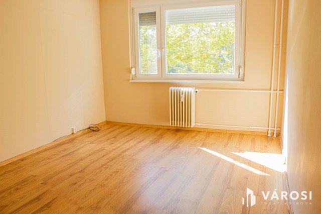 Kiadó panellakás, albérlet, Szegeden 130 E Ft / hó, 1+1 szobás