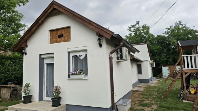 Eladó családi ház, Monorierdőn 39.9 M Ft, 2 szobás