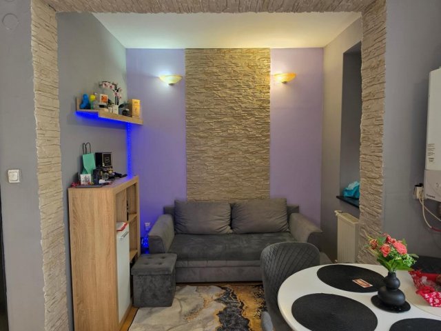 Eladó téglalakás, Kaposváron, Cukorgyár közben 27.5 M Ft