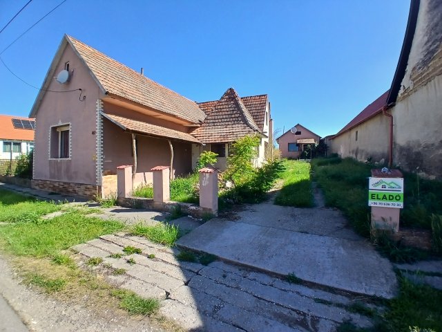 Eladó családi ház, Siklóson 12.5 M Ft, 3 szobás