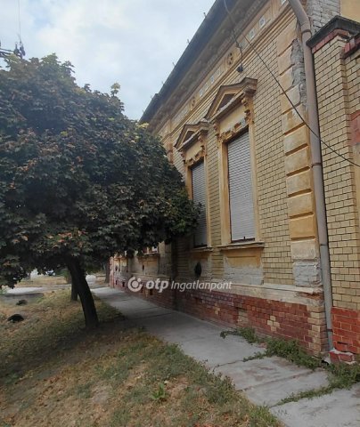 Eladó családi ház, Mezőberényben 29 M Ft, 5 szobás