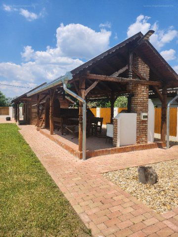 Eladó nyaraló, Dunavarsányban 72.5 M Ft, 1 szobás