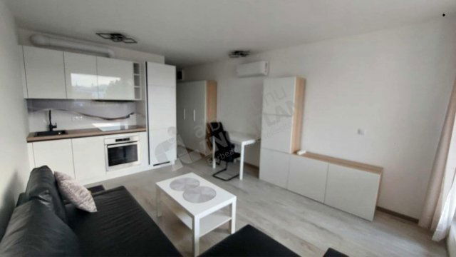 Kiadó téglalakás, albérlet, IX. kerületben, Lenhossék utcában