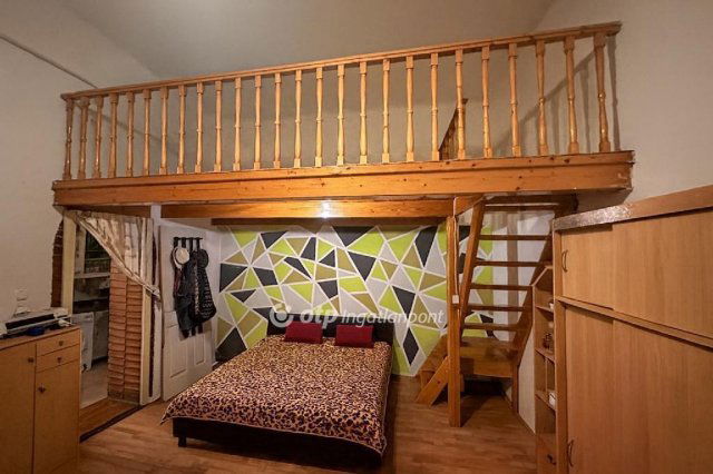 Eladó téglalakás, Budapesten, VII. kerületben 43.5 M Ft