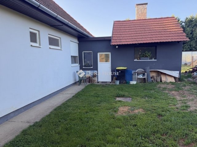 Eladó családi ház, Egerágon 78 M Ft, 6 szobás
