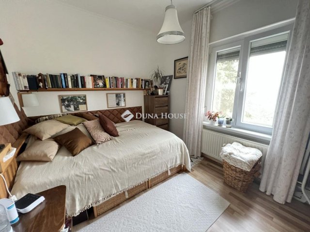 Eladó téglalakás, Budapesten, XI. kerületben 127 M Ft, 2 szobás