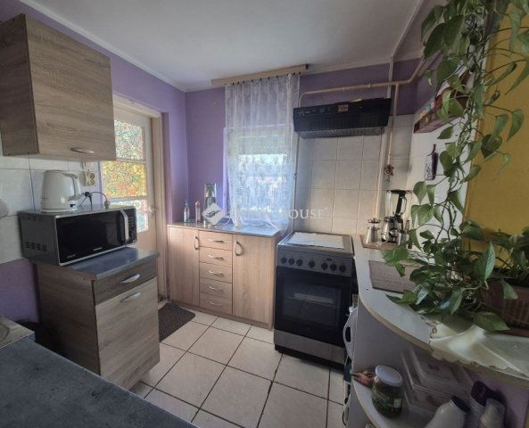 Eladó családi ház, Debrecenben 35 M Ft, 2 szobás