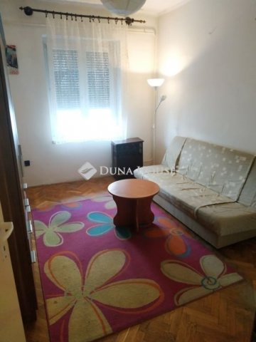 Eladó téglalakás, Pécsett 25.5 M Ft, 2 szobás