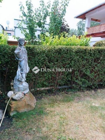 Eladó sorház, Telkin 137 M Ft, 5 szobás / költözzbe.hu