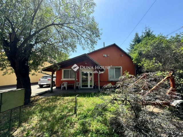 Eladó hotel, Ecseren 250 M Ft / költözzbe.hu