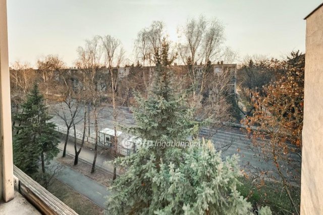 Eladó téglalakás, Egerben 43 M Ft, 2 szobás