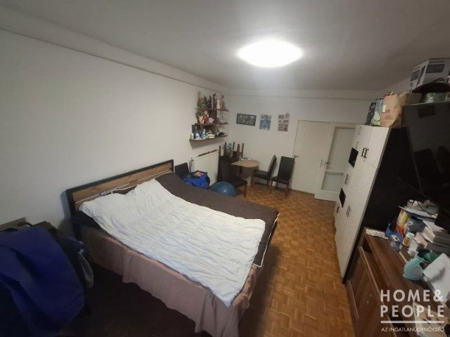 Eladó téglalakás, Szegeden 53.7 M Ft, 2 szobás
