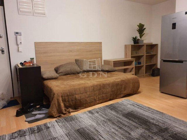 Eladó téglalakás, Budapesten, VII. kerületben 84 M Ft, 2 szobás