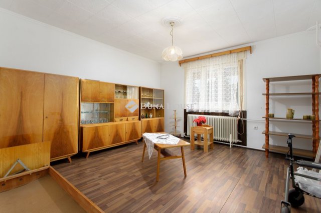 Eladó családi ház, Rábacsanakon 41.49 M Ft, 3 szobás