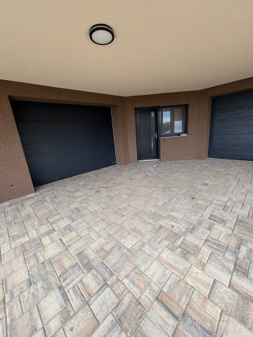 Eladó családi ház, Cserszegtomajon 190 M Ft, 4+1 szobás