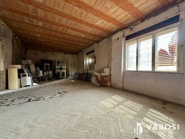Eladó családi ház, Somoskőújfalun 16.5 M Ft, 3 szobás