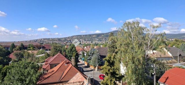 Eladó téglalakás, Pécsett 32.9 M Ft, 2 szobás