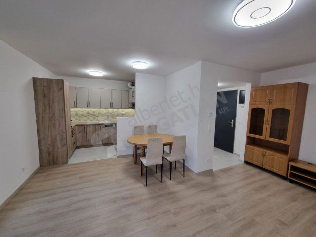 Kiadó téglalakás, albérlet, XIII. kerületben, Angyalföldi úton