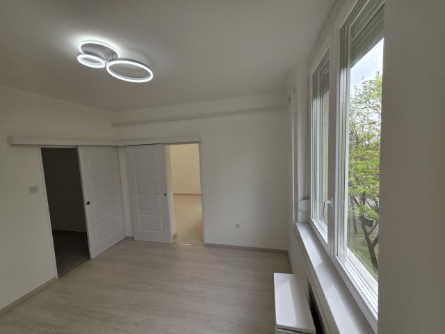 Eladó téglalakás, Budapesten, XI. kerületben 79.99 M Ft
