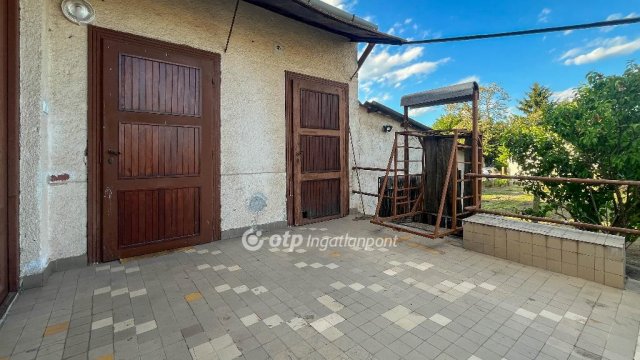 Eladó családi ház, Enesén 55.49 M Ft, 3+1 szobás