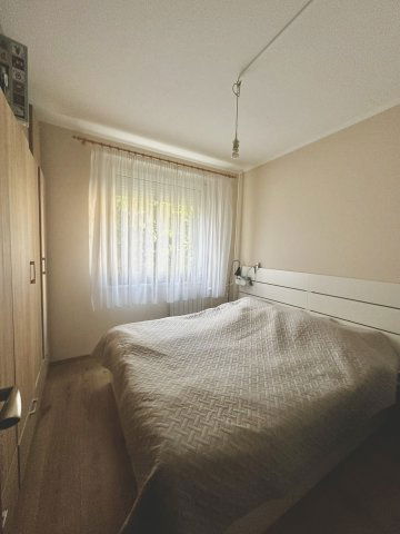 Eladó panellakás, Budapesten, XIX. kerületben, Kisfaludy utcában